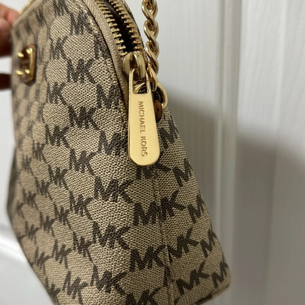 Michael Kors chain and leather strap cross body bag